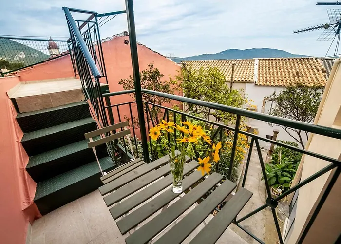 Theodora Apartment