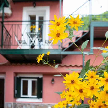 Апартаменты Theodora Agios Matthaios (Corfu)